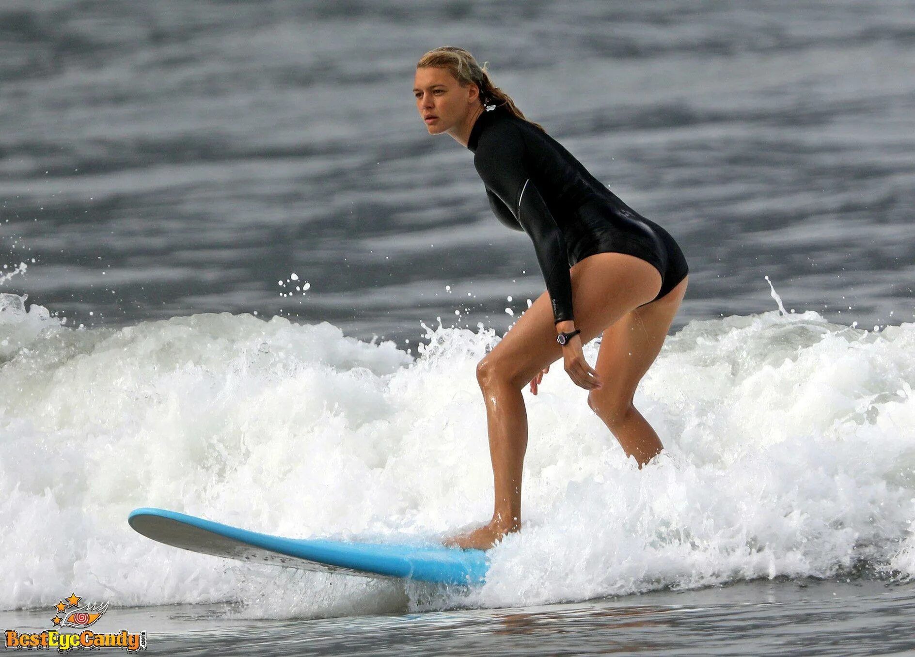 Kelly Rohrbach underwear in Jamnagar