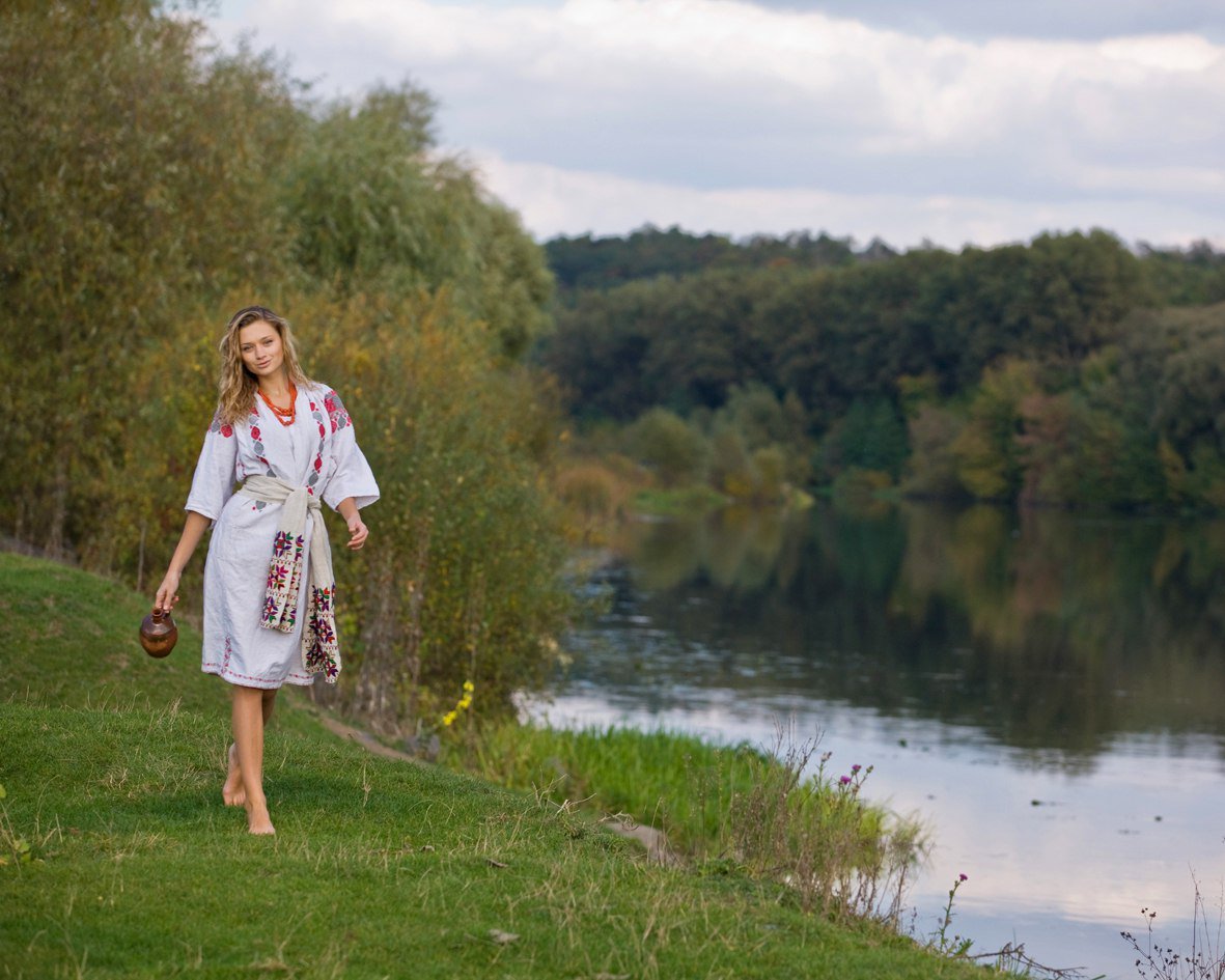 Nude girl Slavic women in Jamnagar