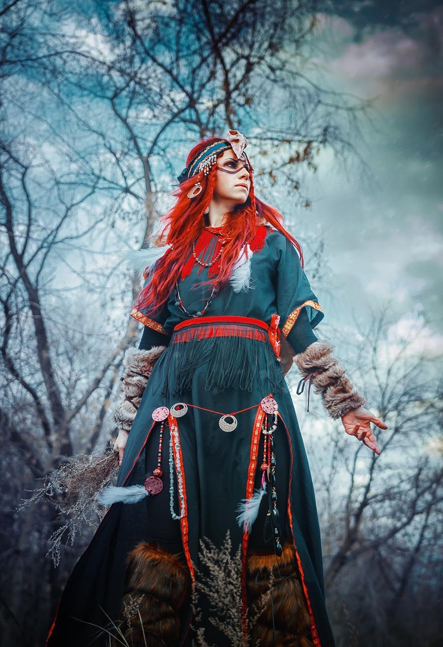 Girls in Slavic costumes underwear in Jamnagar